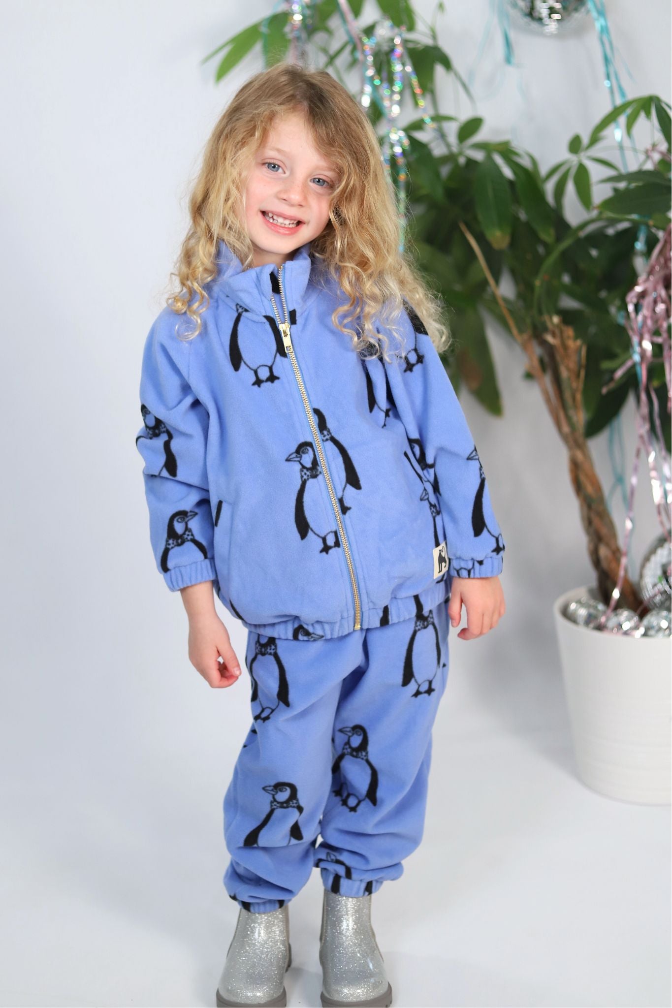 Kids – (Unisex) Fleece Penguin Sweatpant Bowfish Recycled Blue